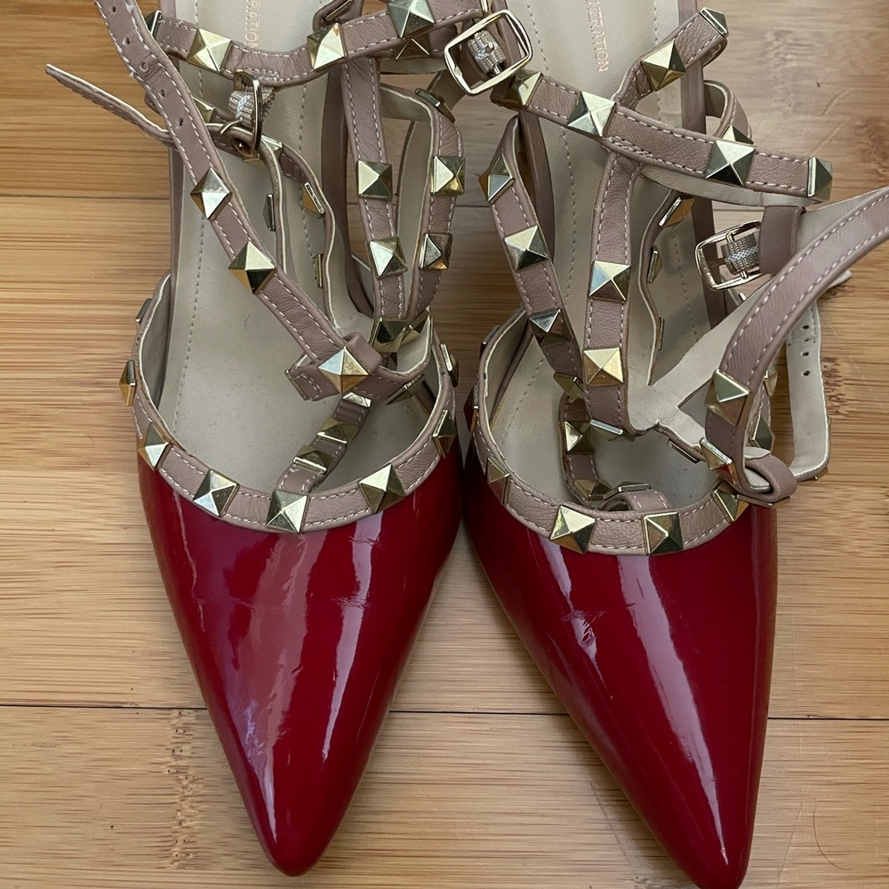BCBGeneration rockstud heels